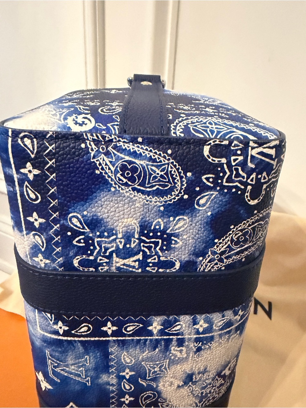 Pristine Louis Vuitton Monogram City Keepall Bandouliere Bag Bandana - Picture 9 of 17